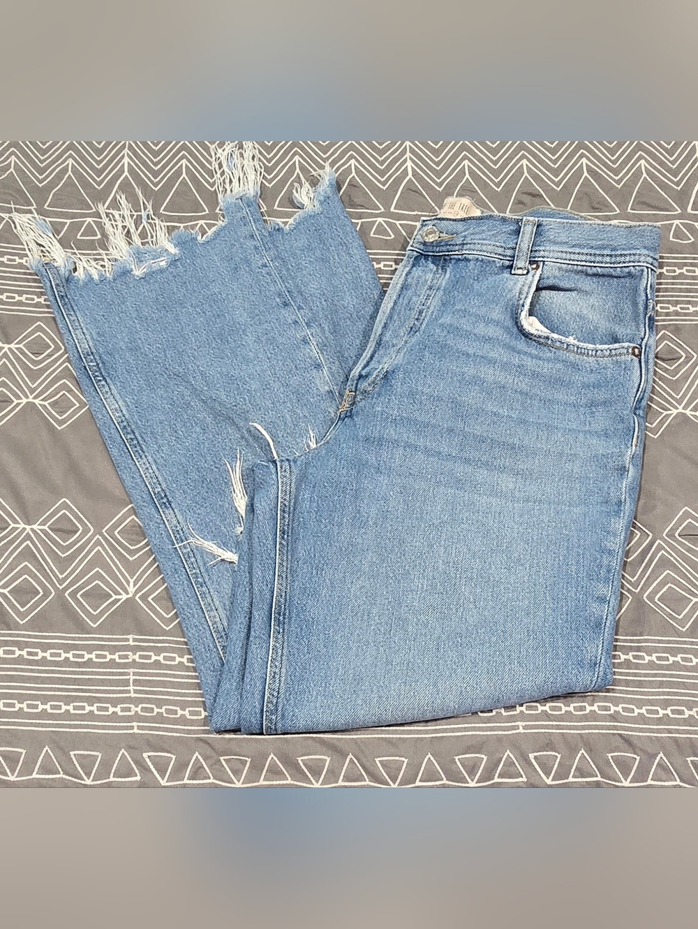 We The Free Distressed Cropped Straight Leg Jeans Size 29